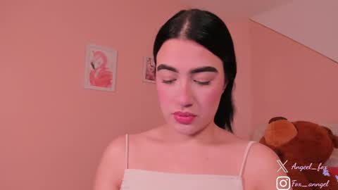 Angel  online show from September 25, 2025, 3:54 am