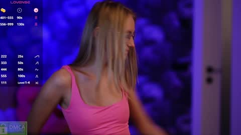 Snapshot of angeellina chatting on December 8, 2024, 8:25 pm angeellina online show from December 8, 2024, 8:25 pm