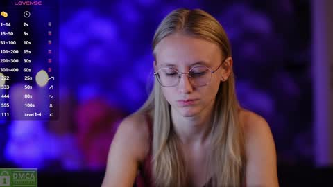 Snapshot of angeellina chatting on December 10, 2024, 11:40 pm angeellina online show from December 10, 2024, 11:40 pm