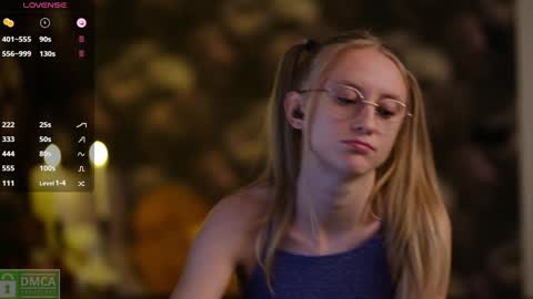 Snapshot of angeellina chatting on December 11, 2024, 8:39 pm angeellina online show from December 11, 2024, 8:39 pm