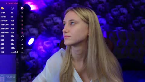 Snapshot of angeellina chatting on January 12, 2025, 1:32 am angeellina online show from January 12, 2025, 1:32 am