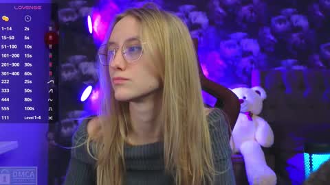 Snapshot of angeellina chatting on February 21, 2025, 8:16 pm angeellina online show from February 21, 2025, 8:16 pm