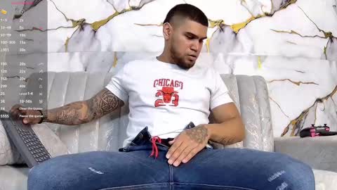 Snapshot of angel__tattoo chatting on May 21, 2026, 1:34 am angel__tattoo online show from May 21, 2026, 1:34 am