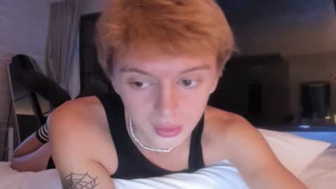 Snapshot of angel_andreww chatting on July 24, 2026, 1:31 pm angel_andreww online show from July 24, 2026, 1:31 pm