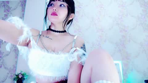 angel_asia_ online show from January 20, 2025, 10:04 pm