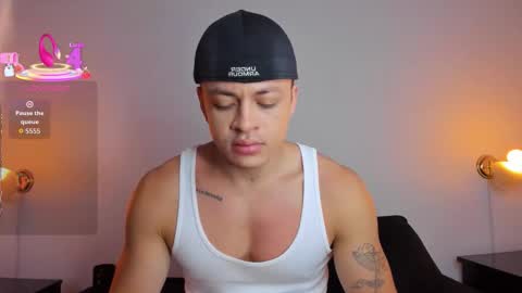 Angel Cuervo online show from November 13, 2025, 12:37 pm