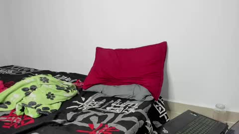 Angel Damons online show from February 9, 2025, 5:43 pm