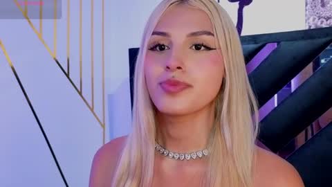 Snapshot of angel_dragun chatting on April 26, 2026, 3:15 am Angel-dragun online show from April 26, 2026, 3:15 am