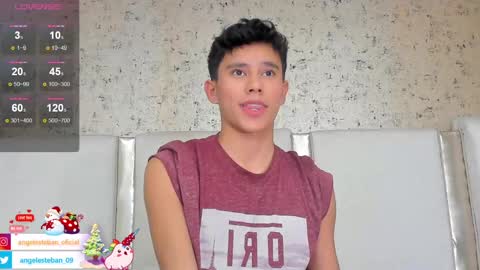 ngel Esteban  online show from December 17, 2024, 3:39 am