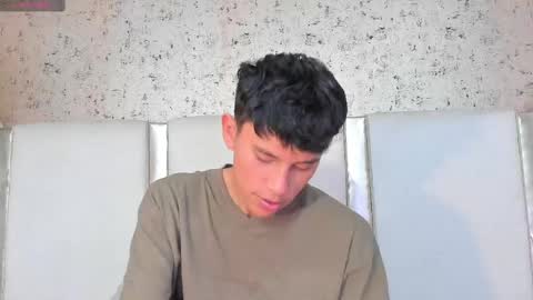 ngel Esteban  online show from February 23, 2025, 3:45 am