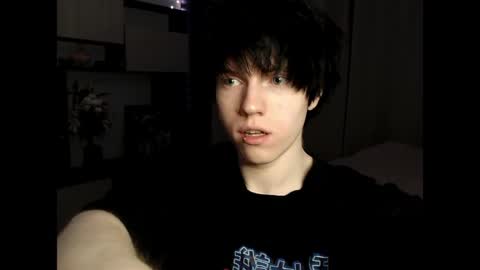 Snapshot of angel_fear chatting on June 8, 2026, 7:58 pm Ray online show from June 8, 2026, 7:58 pm