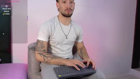 Snapshot of angel_kyrozz chatting on May 23, 2026, 7:07 pm angel_kyrozz online show from May 23, 2026, 7:07 pm