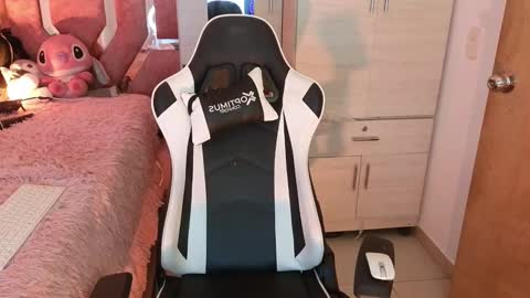 angeline online show from December 23, 2024, 8:11 am