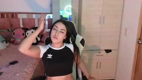 angeline online show from December 25, 2024, 7:14 am