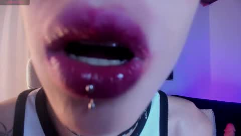 Angel online show from October 2, 2025, 4:52 am