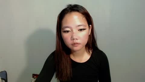 angel_piecumxx online show from July 14, 2026, 5:18 pm