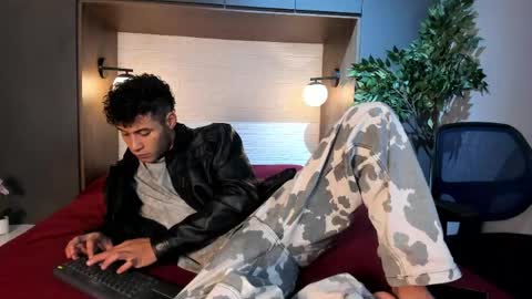 Snapshot of angel_silva_ chatting on May 3, 2026, 11:38 am Angel online show from May 3, 2026, 11:38 am