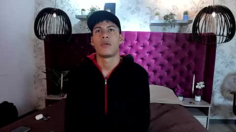 Snapshot of angel_silva_ chatting on May 7, 2026, 12:10 pm Angel online show from May 7, 2026, 12:10 pm