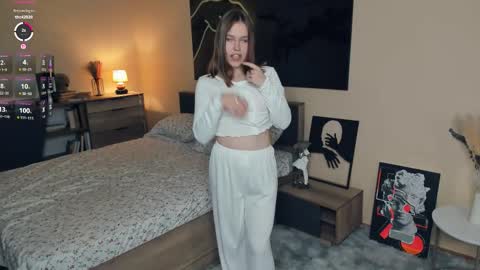 SofiaSofi online show from October 4, 2025, 7:17 am