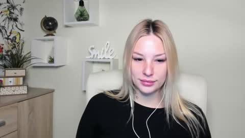 Angela online show from March 10, 2026, 6:40 am