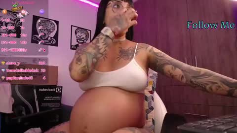 Angela online show from May 16, 2026, 1:13 am