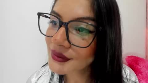 Angela online show from March 11, 2025, 3:34 pm