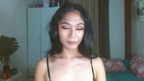 angela online show from January 28, 2025, 9:19 pm