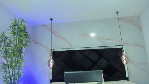 ANGELA online show from October 9, 2025, 12:58 pm