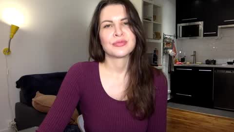 Angela online show from December 24, 2024, 6:28 pm