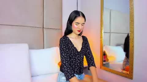 angelag_ online show from June 14, 2026, 3:41 am