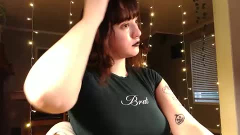 angelalice555 online show from May 25, 2026, 12:16 am