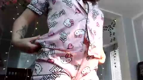 angelalice555 online show from August 7, 2026, 2:41 pm
