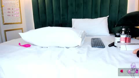 Angela  online show from January 24, 2025, 3:13 pm