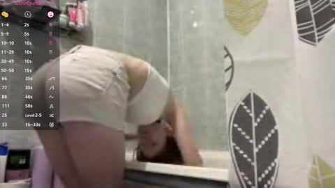 Angela online show from October 13, 2025, 5:18 am