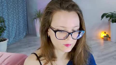 Angela online show from November 21, 2025, 12:59 pm