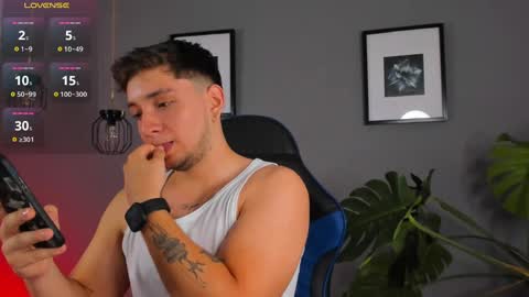 Snapshot of angelbell19 chatting on December 17, 2024, 11:59 pm angelbell19 online show from December 17, 2024, 11:59 pm