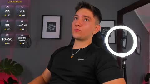 Snapshot of angelbell19 chatting on February 19, 2025, 9:47 pm angelbell19 online show from February 19, 2025, 9:47 pm