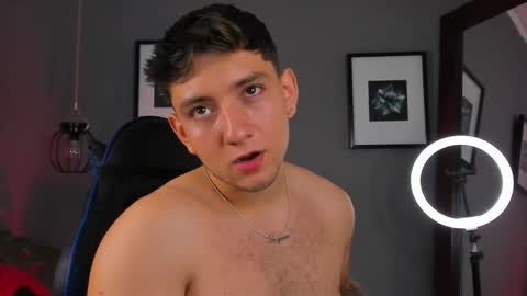 Snapshot of angelbell19 chatting on March 12, 2025, 11:54 pm angelbell19 online show from March 12, 2025, 11:54 pm