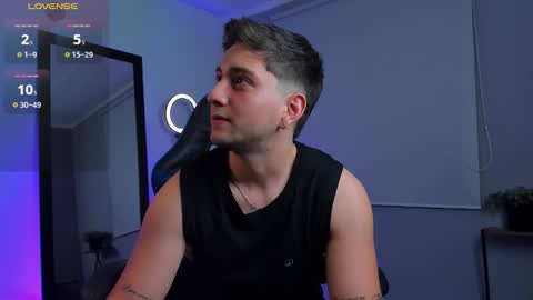 Snapshot of angelbell19 chatting on October 22, 2025, 2:01 am angelbell19 online show from October 22, 2025, 2:01 am