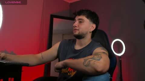 angelbell19 online show from April 14, 2026, 2:06 am