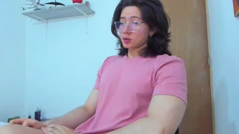 Angel Bennet online show from February 14, 2025, 3:33 am