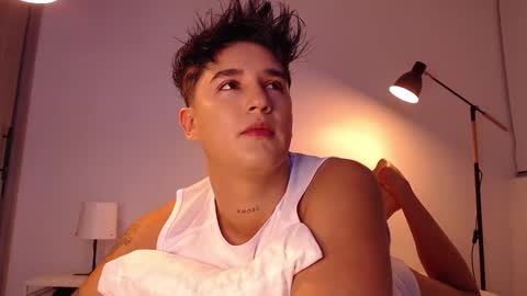 Angel online show from September 16, 2025, 1:17 am