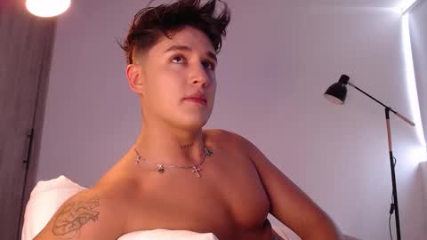 Angel online show from September 21, 2025, 6:42 pm