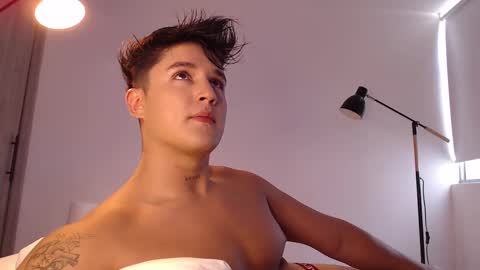 Angel online show from October 7, 2025, 8:17 pm