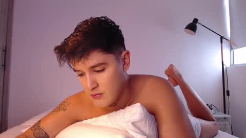 Snapshot of angelcossio chatting on February 20, 2026, 7:58 pm Angel online show from February 20, 2026, 7:58 pm