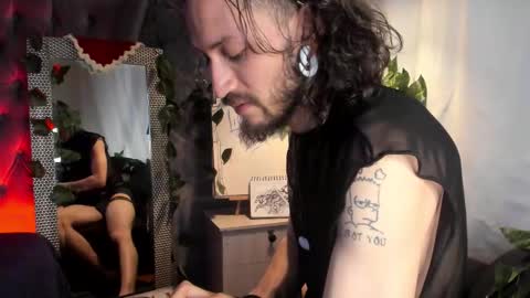 angeldamianart online show from November 19, 2025, 10:10 pm