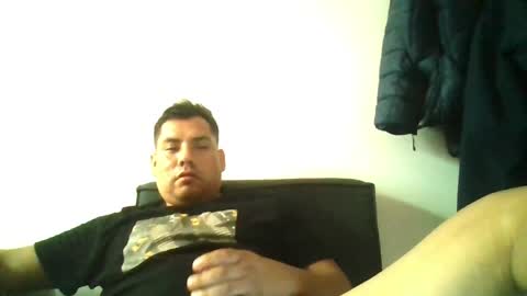 Snapshot of angeldavid90 chatting on May 19, 2026, 3:29 pm angeldavid90 online show from May 19, 2026, 3:29 pm
