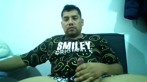Snapshot of angeldavid90 chatting on May 27, 2026, 10:07 pm angeldavid90 online show from May 27, 2026, 10:07 pm