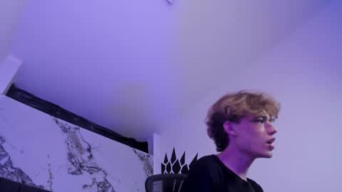 Angel Doll online show from February 18, 2026, 1:34 am