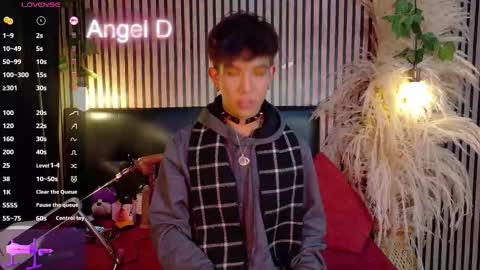 Angel dust online show from March 3, 2026, 3:12 am